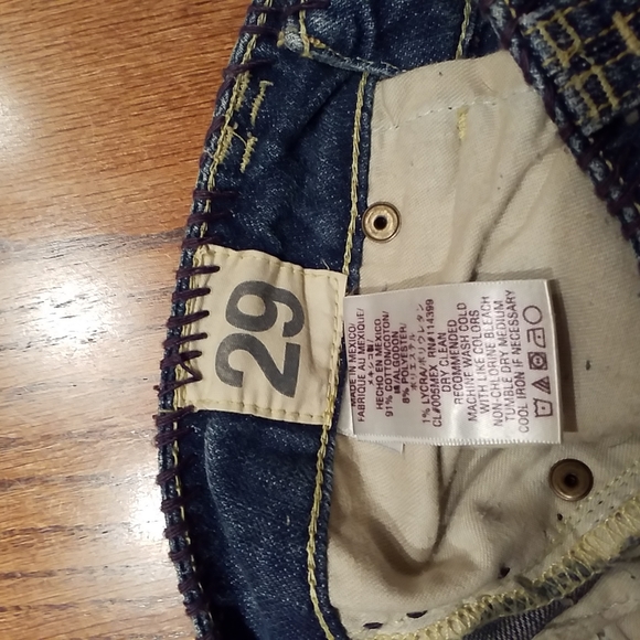 Traverniti So Blue Jeans With With Purple Embroidered Back Pockets Size 29 - Picture 11 of 11